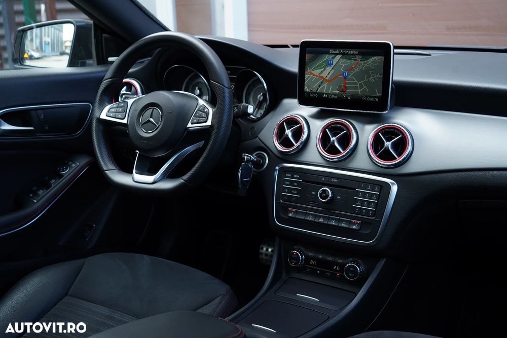 Mercedes-Benz CLA 250 7G-DCT AMG Line - 12