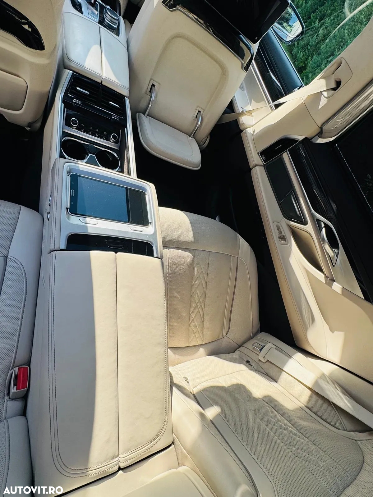 BMW Seria 7 745Le xDrive AT PHEV - 11