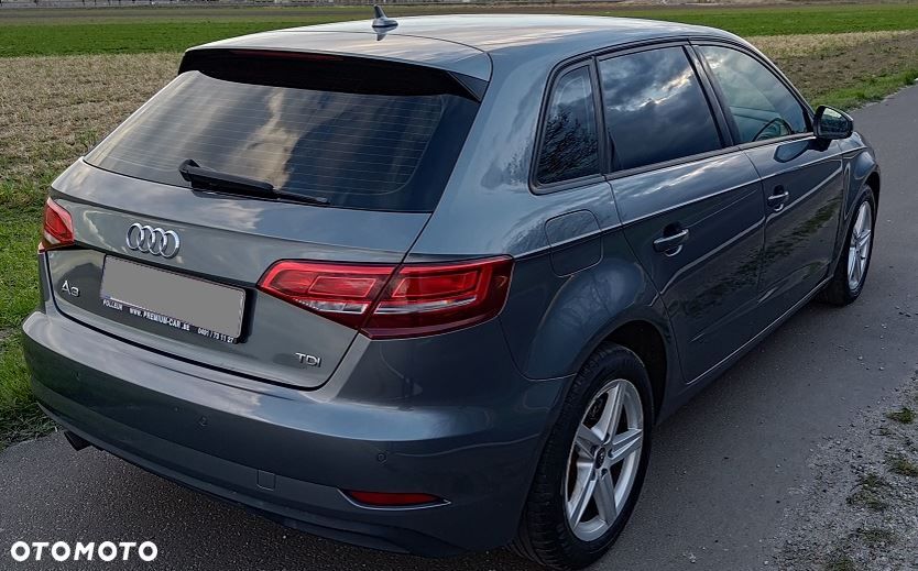 Audi A3 Sportback 1.6 TDI (clean diesel) Ambiente - 6