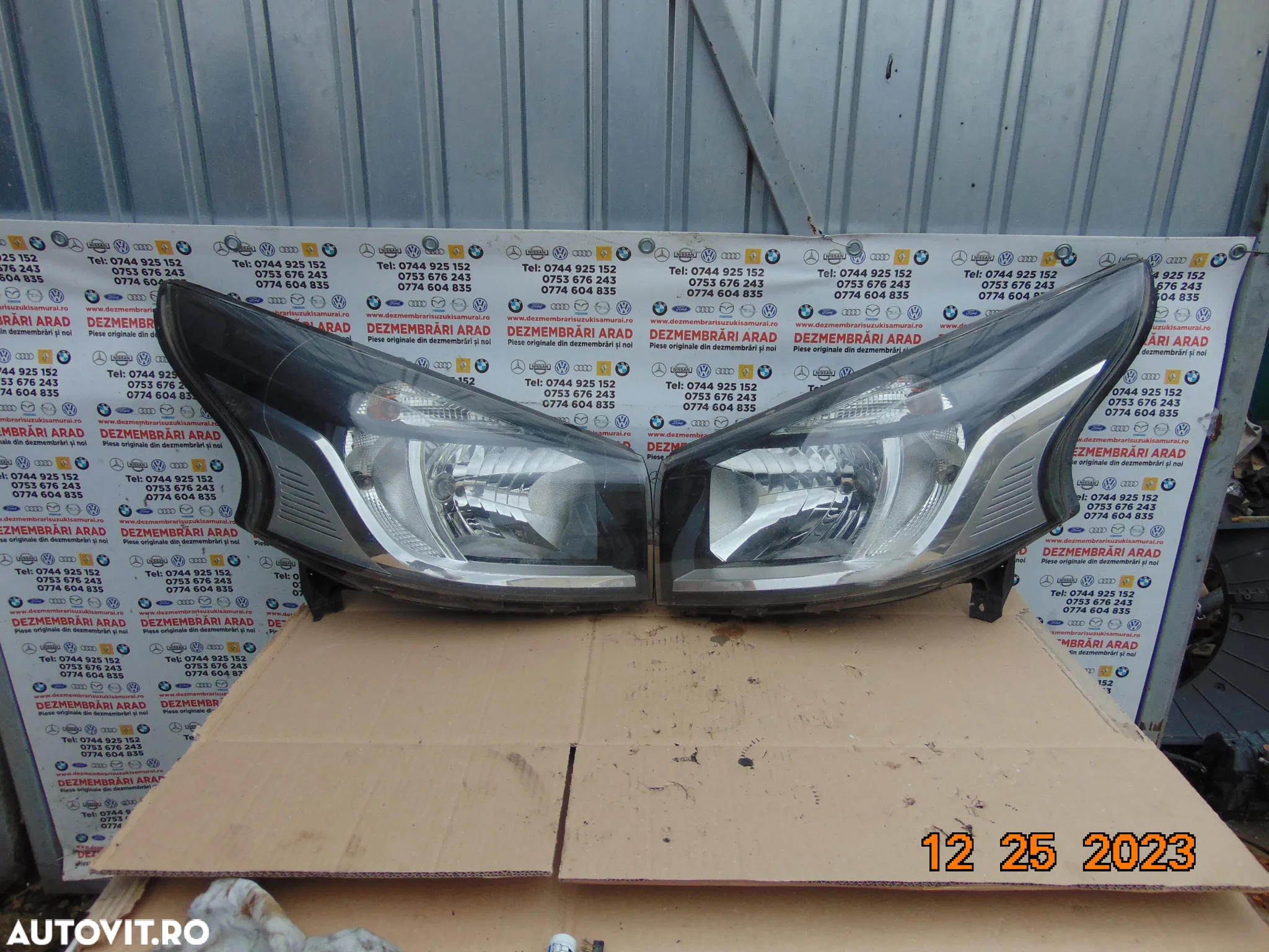 Far Renault Trafic 3 an 2014-2019 faruri stanga dreapta Opel Vivaro europa - 4