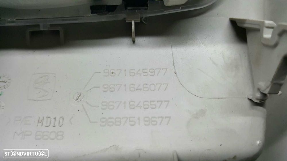 LUZ INTERIOR CITROEN C4 LIM. TONIC - 3