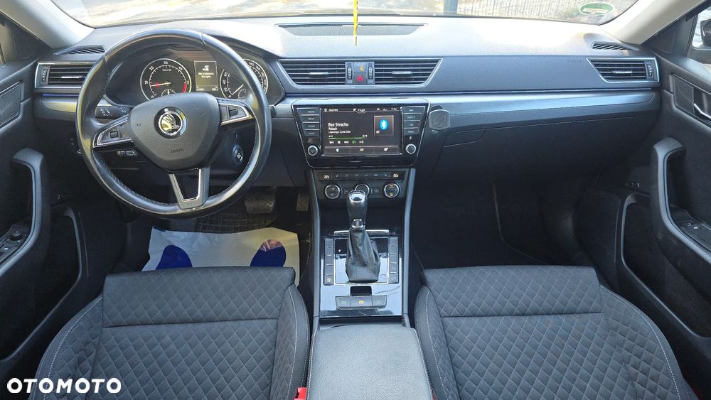 Skoda Superb 2.0 TDI Sportline DSG - 7