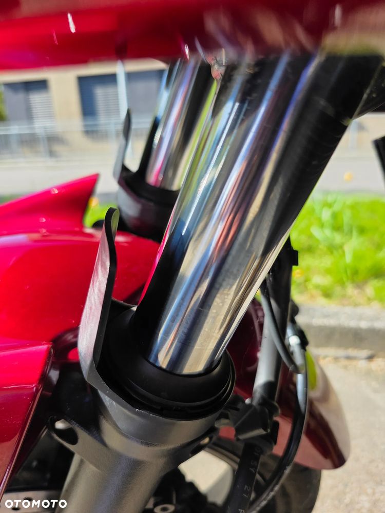Suzuki GS - 17