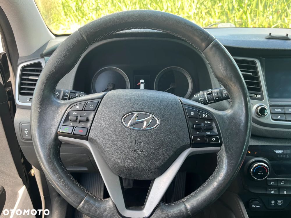 Hyundai Tucson blue 1.6 GDi 2WD Navi - 18