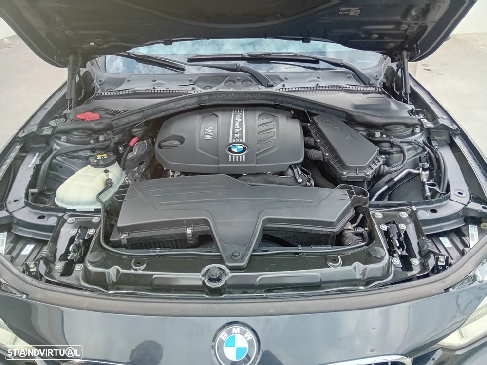 BMW 320 d Auto Pack M - 10