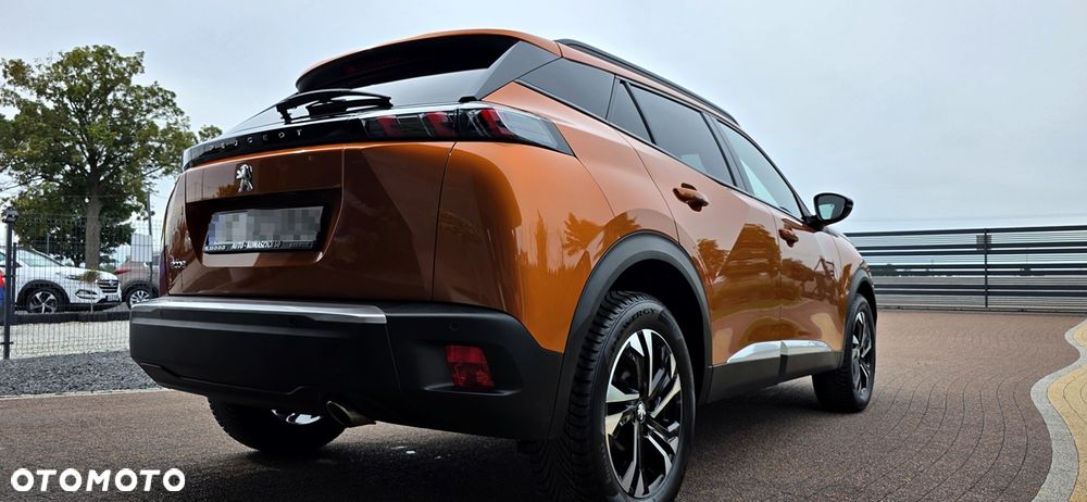 Peugeot 2008 1.5 BlueHDi Allure S&S EAT8 - 3