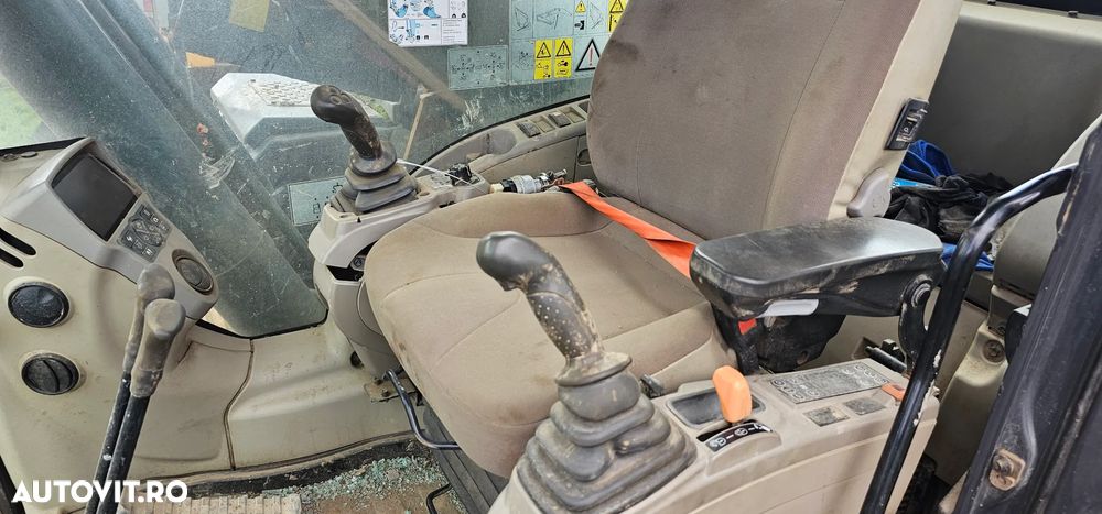 Case CX 300  Excavator pe șenile - 8