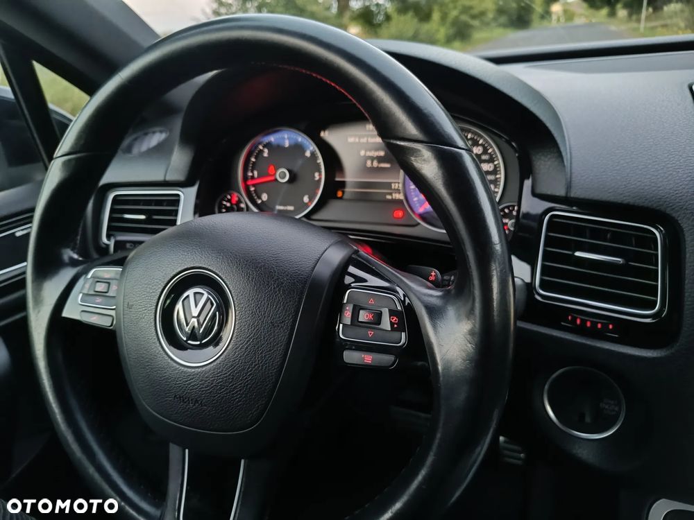 Volkswagen Touareg 3.0 V6 TDI SCR Blue Motion DPF Automatik Executive Edition - 40