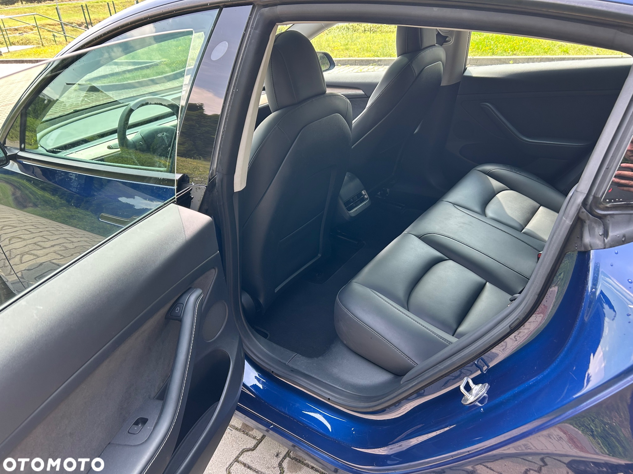 Tesla Model 3 - 11