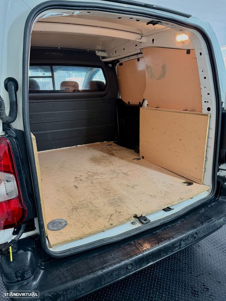 Peugeot Partner - 21