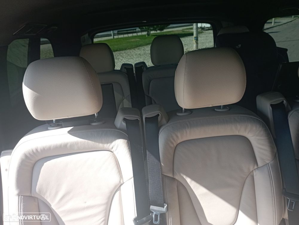 Mercedes-Benz EQV 300 - 11