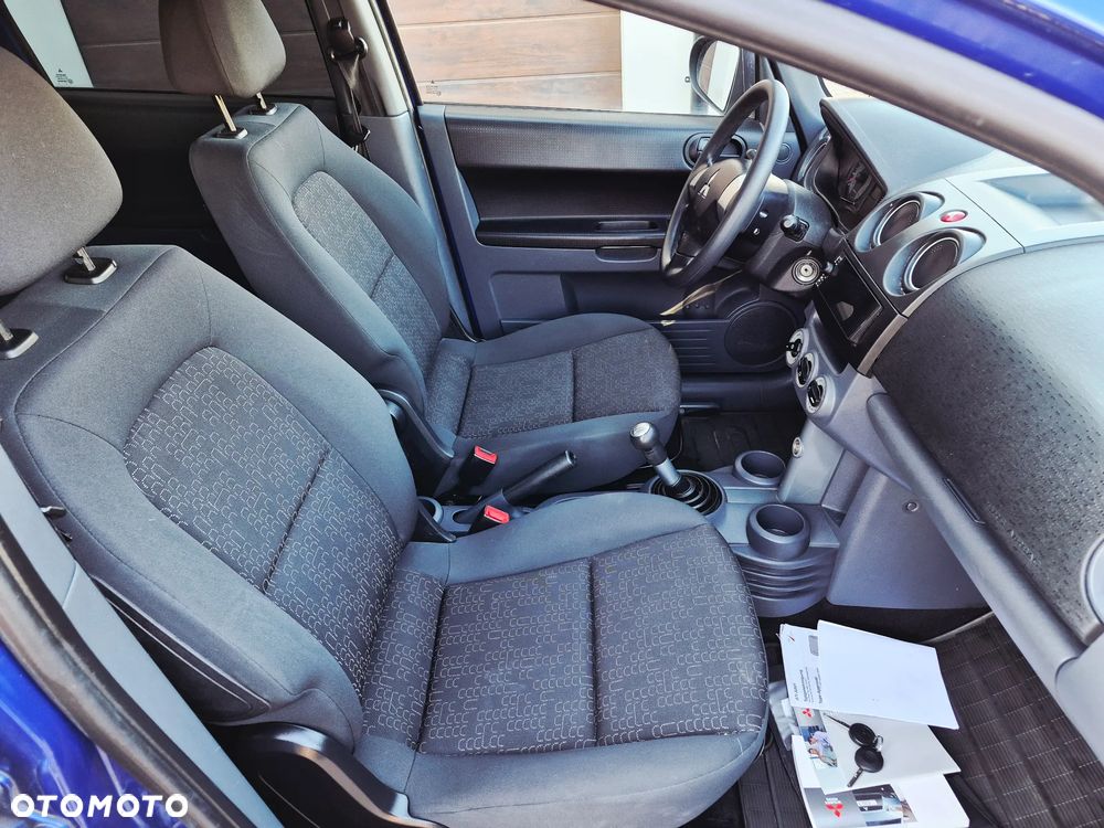 Mitsubishi Colt 1.3 Motion - 11