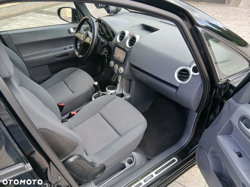 Mitsubishi Colt 1.3 Invite Edition Gold - 7