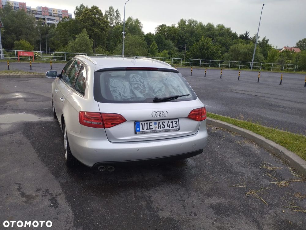 Audi A4 Avant 2.0 TDI DPF multitronic Attraction - 9