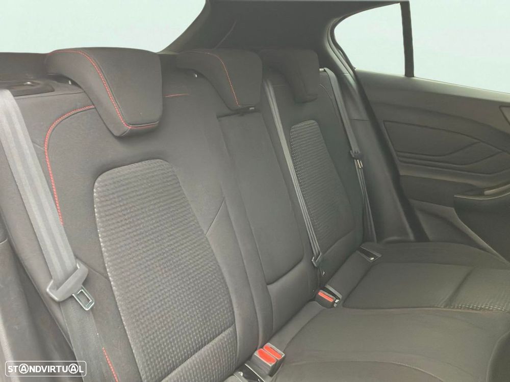 Ford Focus 1.0 EcoBoost MHEV ST-Line - 14