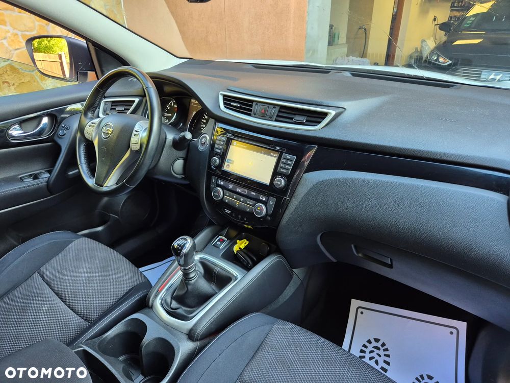 Nissan Qashqai 1.2 DIG-T Tekna - 14