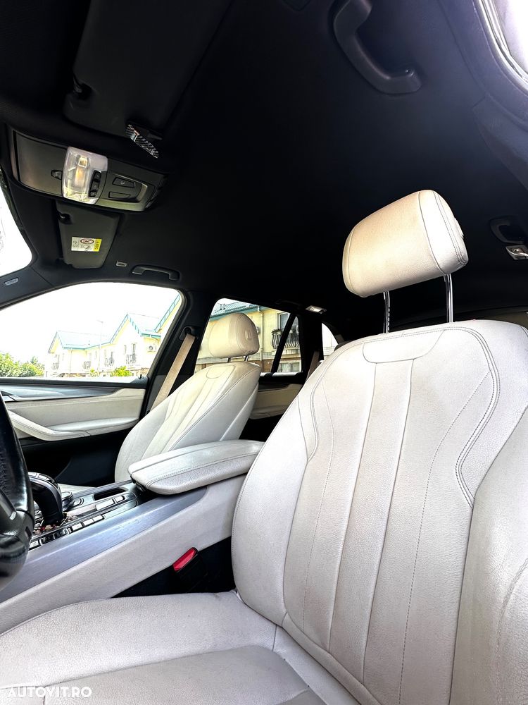 BMW X5 2017 — imagine 12