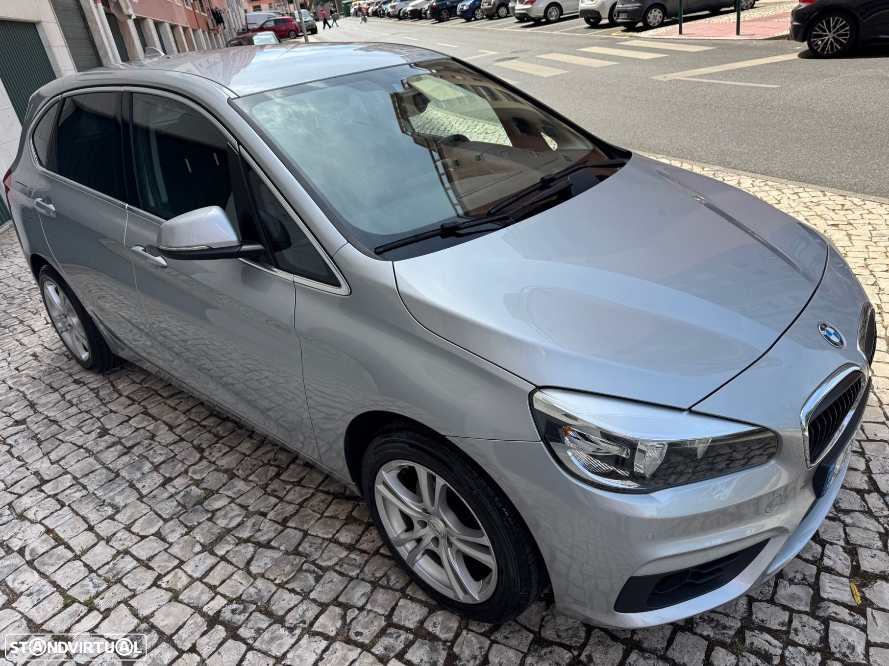 BMW 218 Active Tourer d Aut. Advantage - 3
