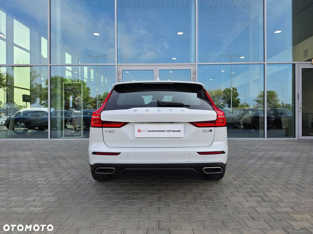 Volvo V60 Cross Country D4 AWD - 5
