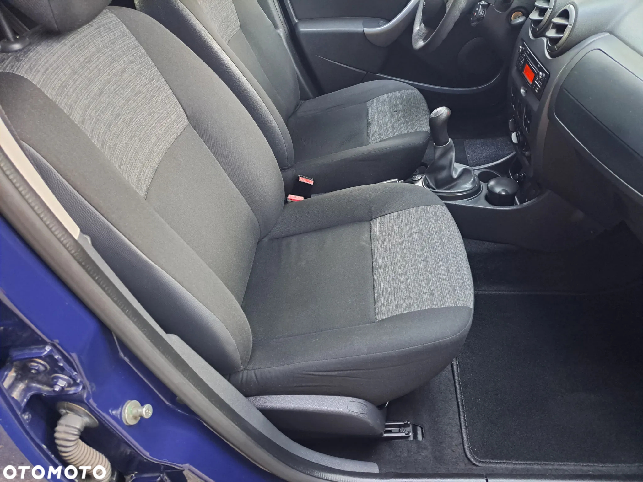 Dacia Duster 1.6 16V 4x2 Laureate - 22