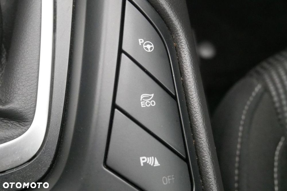 Ford Mondeo - 27