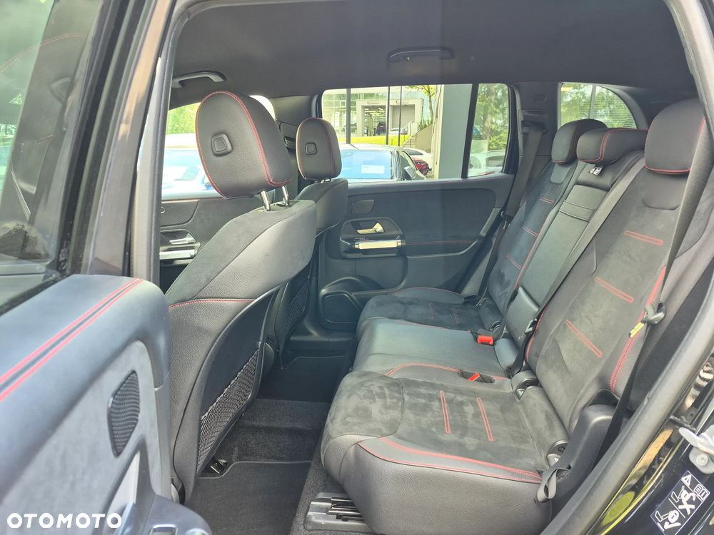 Mercedes-Benz GLB 200 AMG Line 7G-DCT - 22