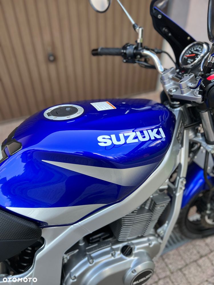 Suzuki GS - 11