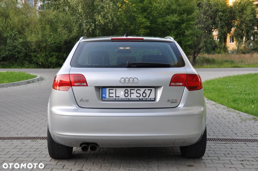 Audi A3 2.0 TFSI S line Sportpaket - 3