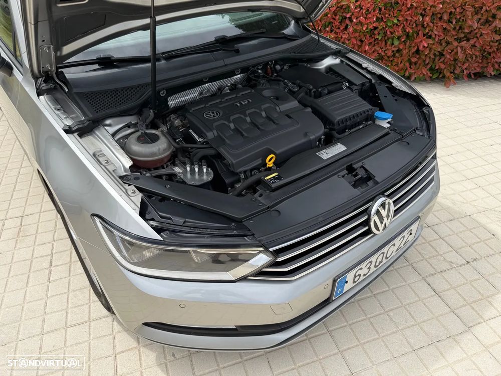 VW Passat Variant 1.6 TDI BlueMotion - 33