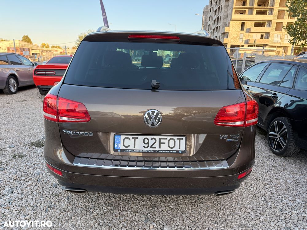 Volkswagen Touareg 3.0 V6 TDI BMT - 11