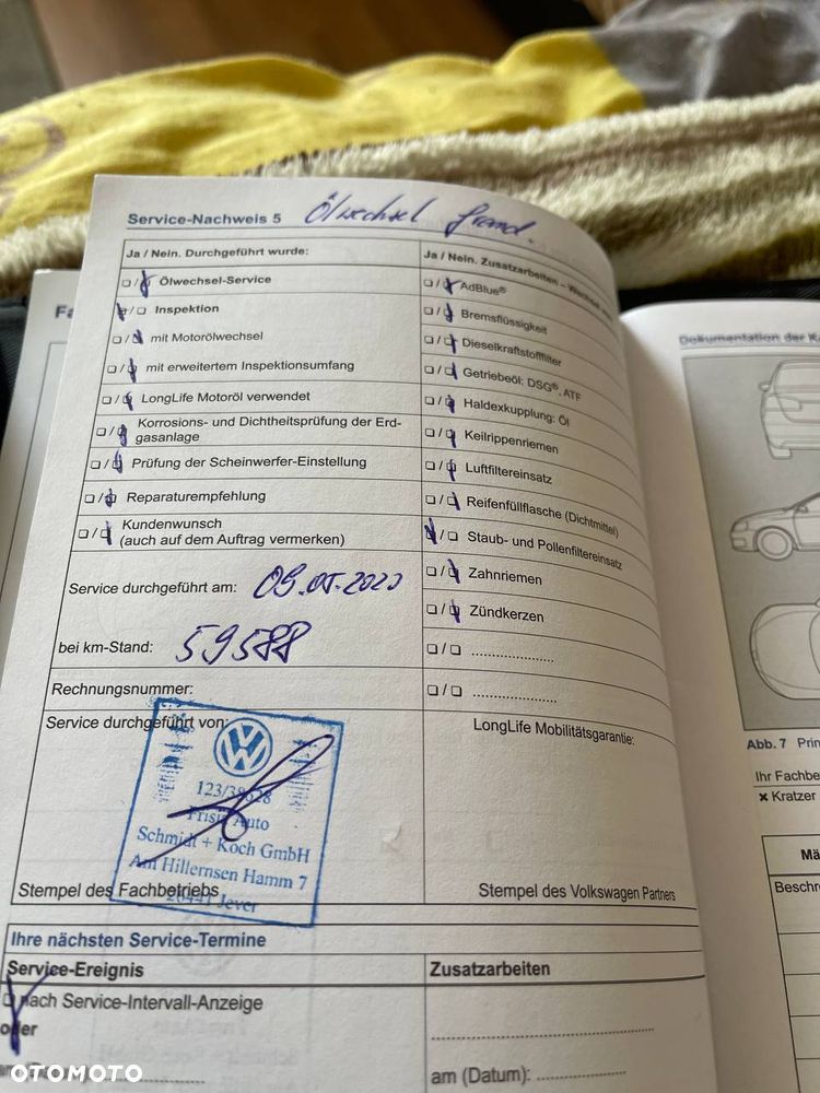 Volkswagen Golf 1.6 TDI BlueMotion Technology Lounge - 25