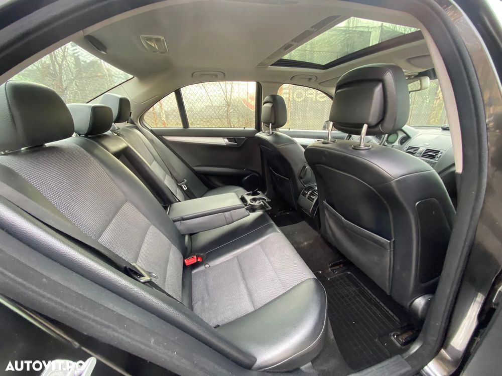 Mercedes-Benz C 200 CDI - 29