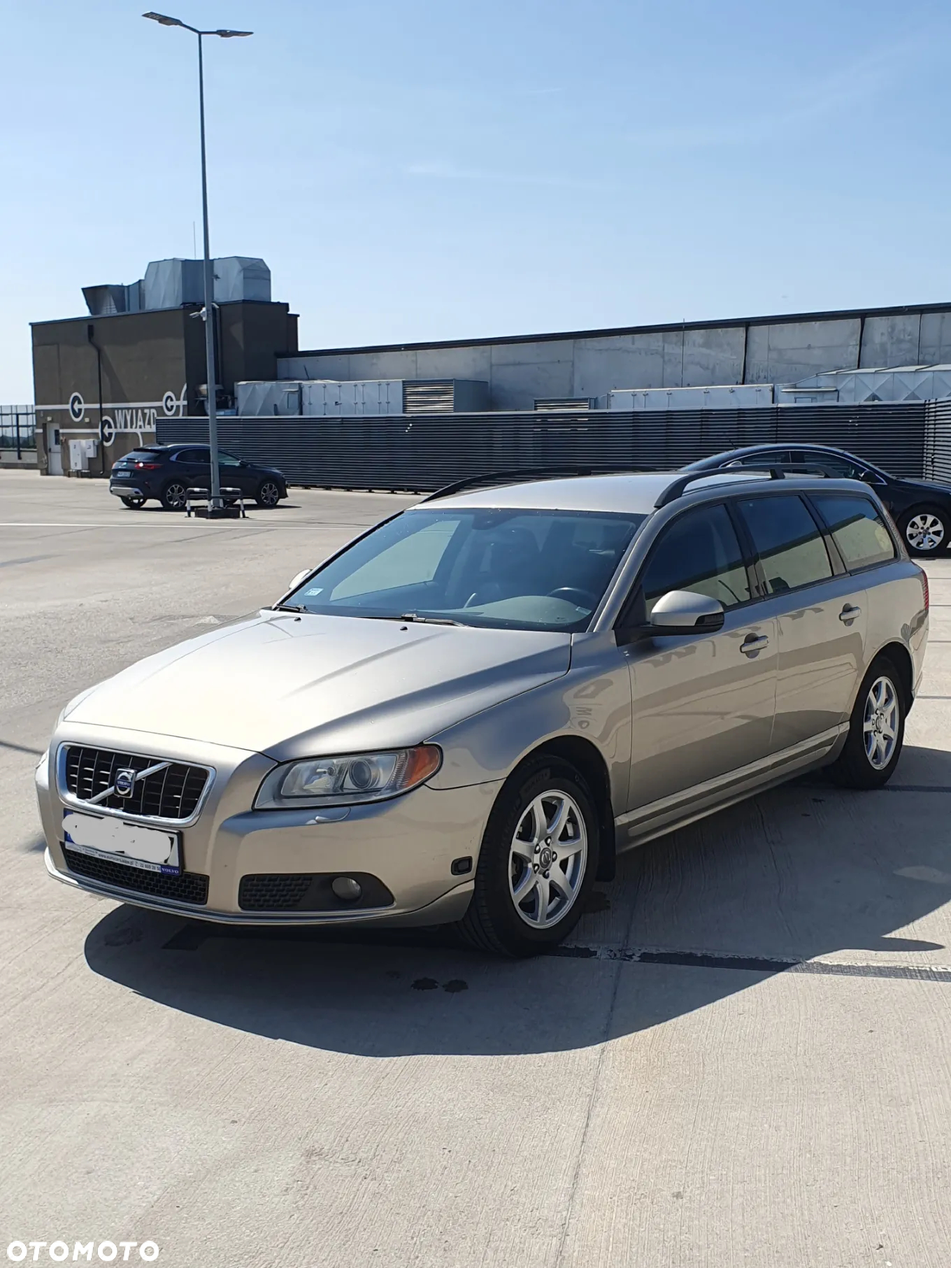Volvo V70 2.0 Kinetic - 14