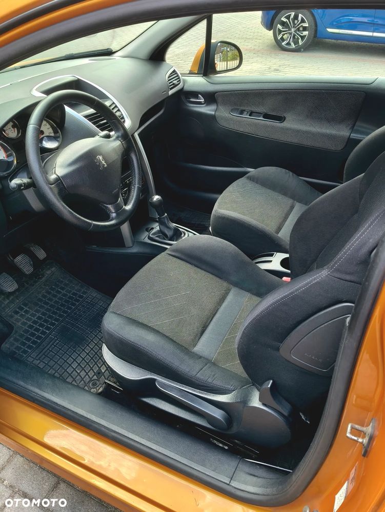 Peugeot 207 - 5