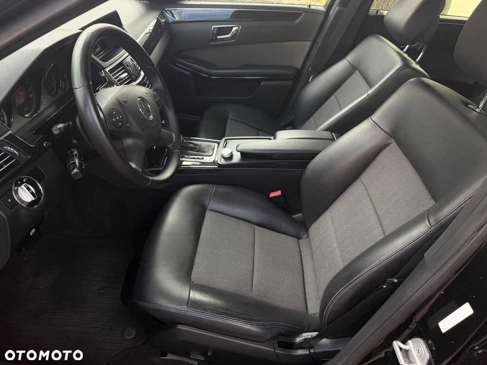 Mercedes-Benz Klasa E 220 CDI Automatik Avantgarde BusinessEDITION - 23