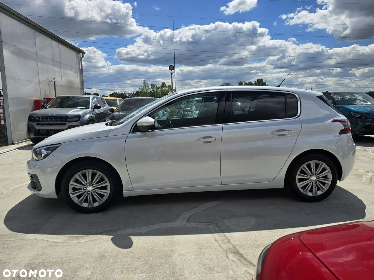 Peugeot 308 1.2 PureTech GPF Allure S&S - 5