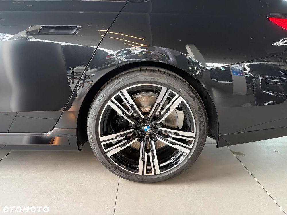 BMW Seria 7 740d xDrive mHEV sport - 12