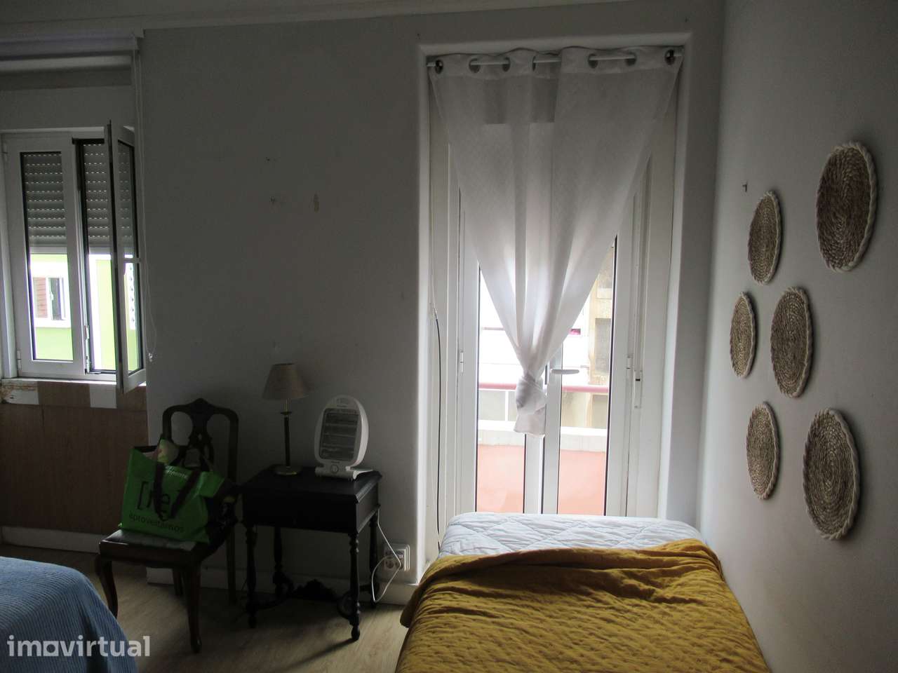Quarto em Moscavide perto de transportes. - Grande imagem: 3/9