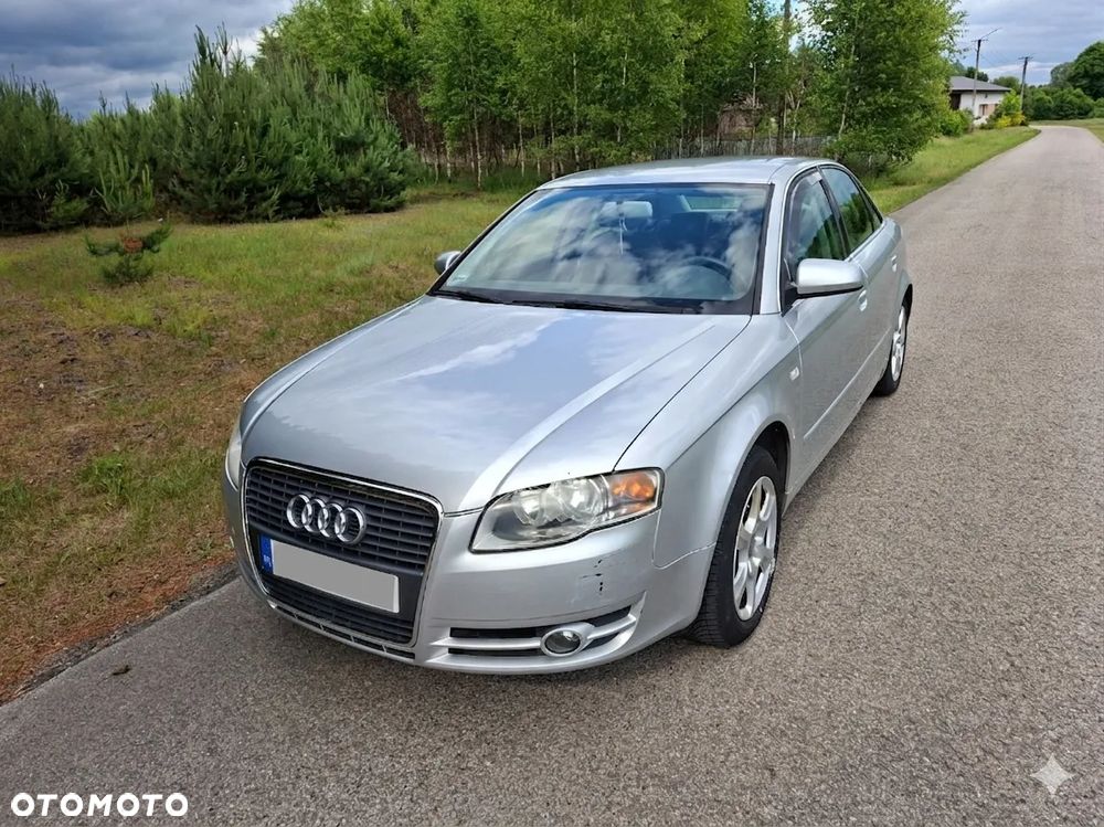Audi A4 Limousine - 3