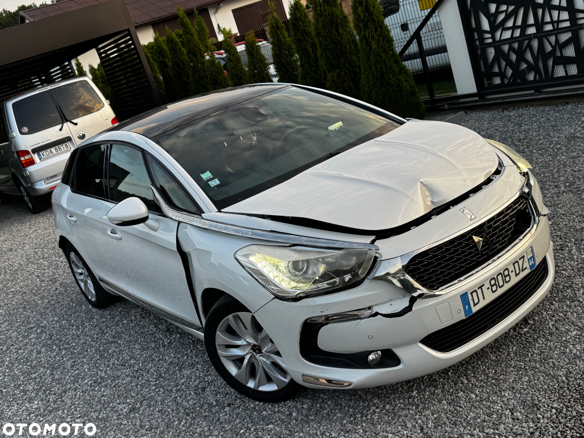 Citroën DS5 2.0 BlueHDi SoChic - 11