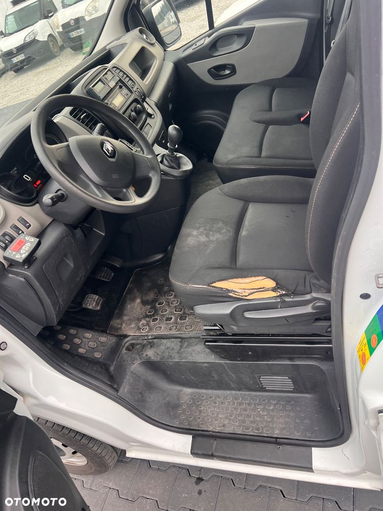 Renault Trafic - 8