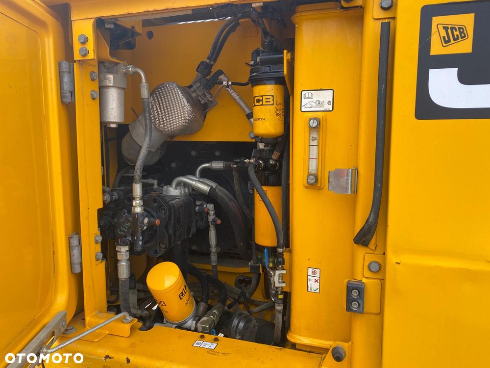 JCB 140XL - 17
