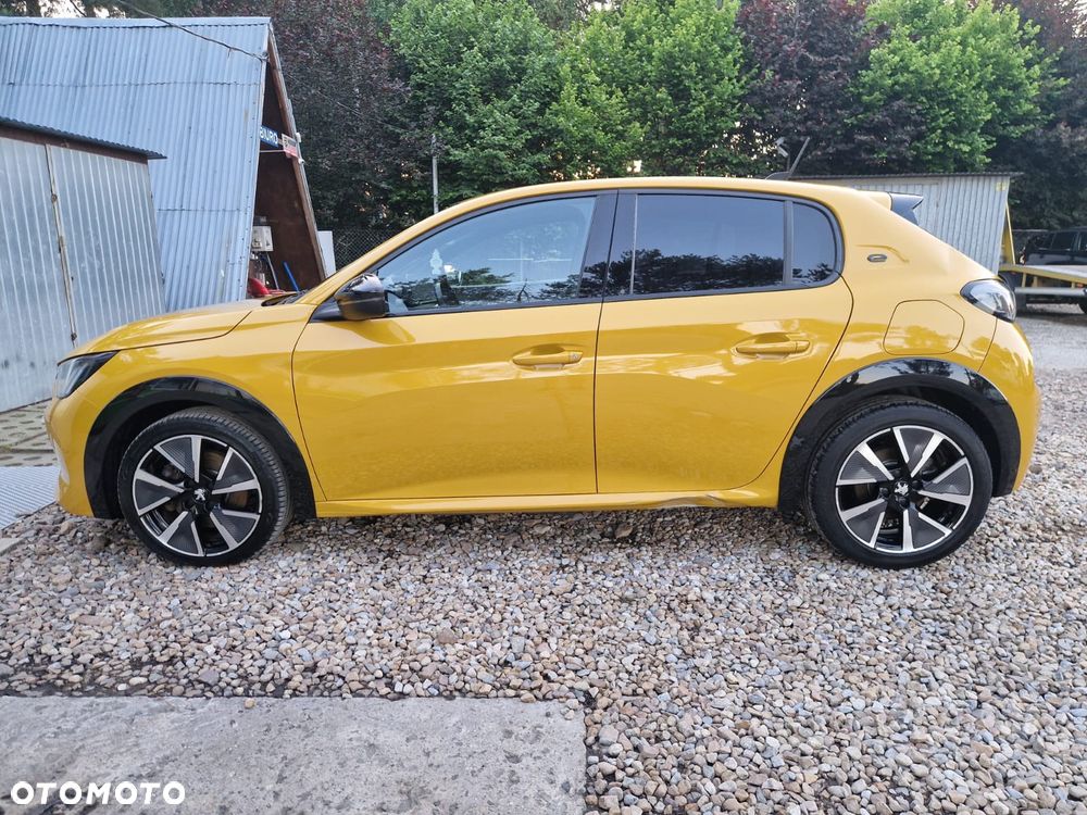 Peugeot 208 - 5
