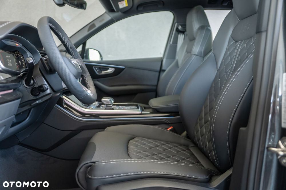 Audi Q7 - 17