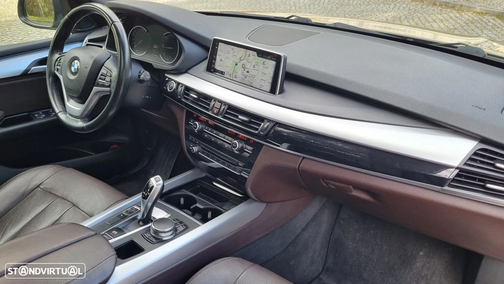 BMW X5 25 d sDrive Comfort 7L - 7