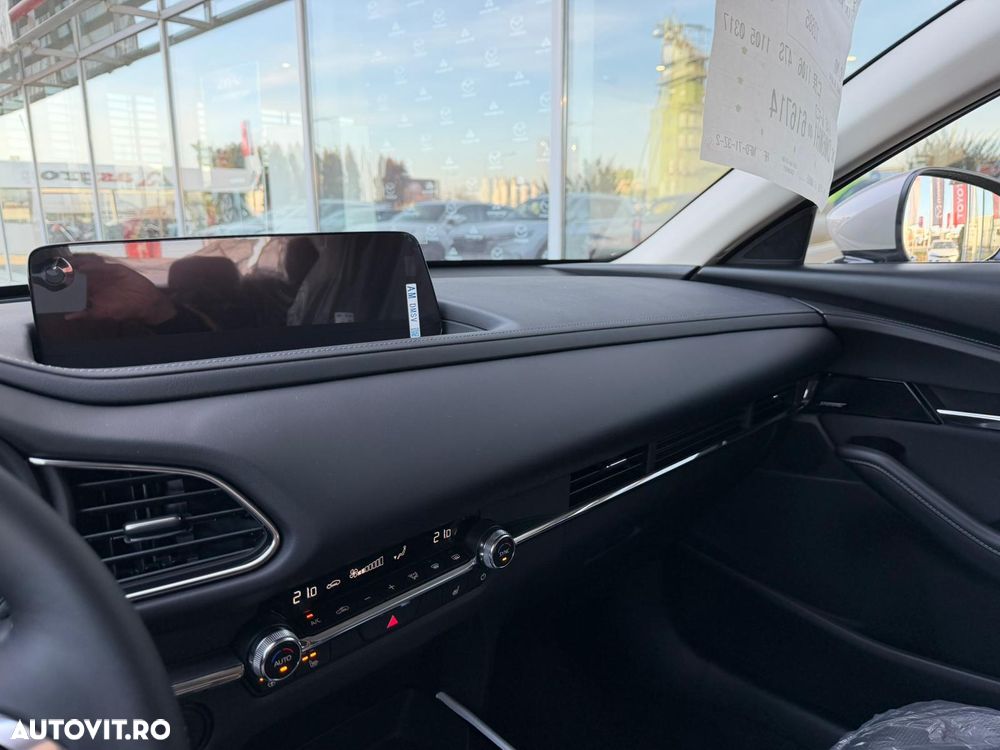 Mazda CX-30 e-SKYACTIV X186 AT MHEV Center-Line - 13