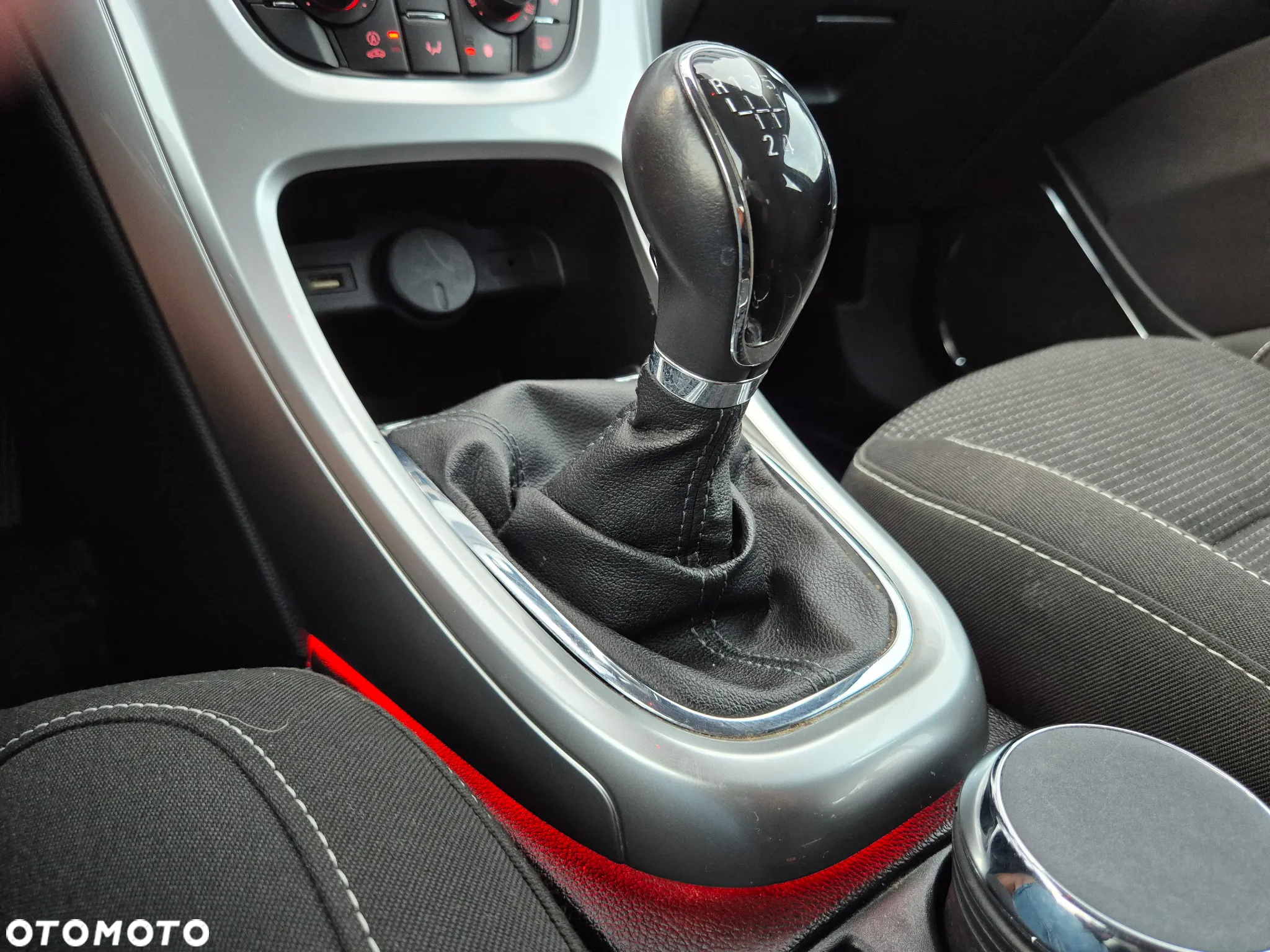 Opel Astra IV 1.4 Cosmo - 20