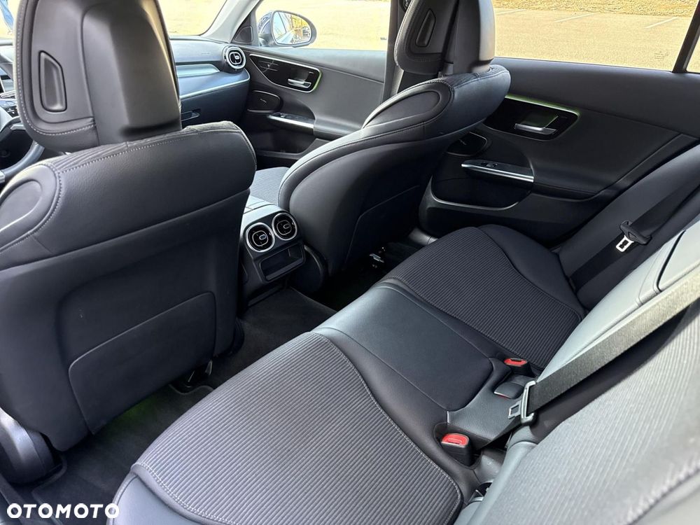 Mercedes-Benz Klasa C - 19