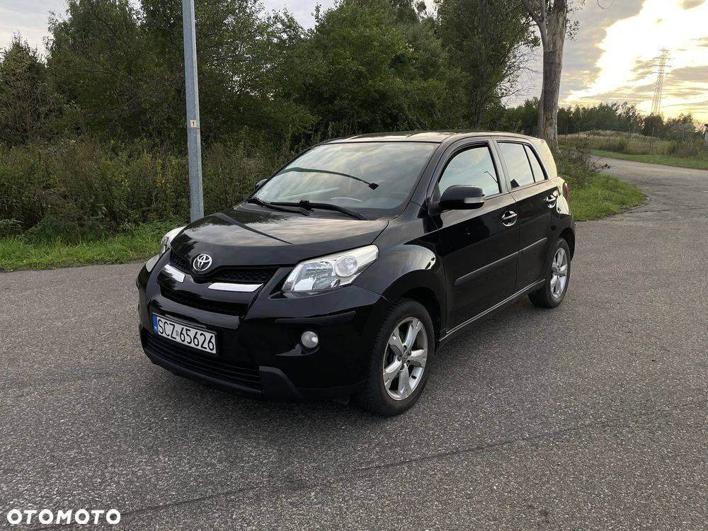 Toyota Urban Cruiser 1.4 D-4D Sol 4x4 - 1