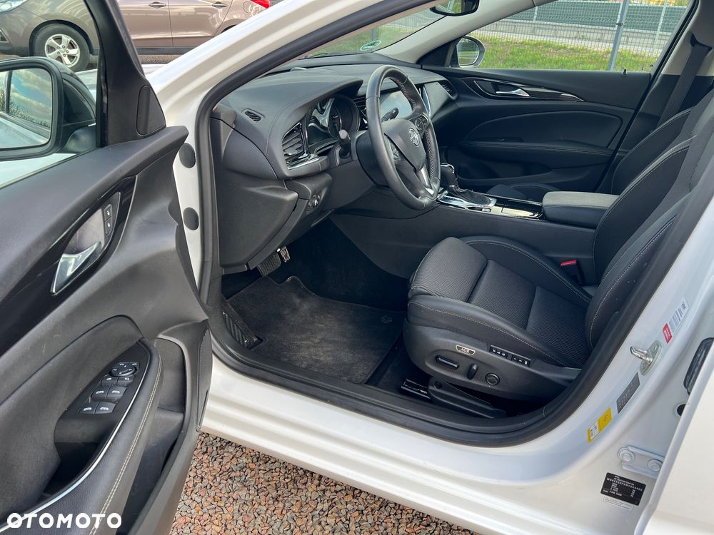 Opel Insignia 2.0 CDTI Business Elegance S&S - 11